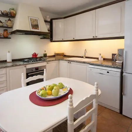 Catalunya Casas Delightful Destination In The Heart Of Costa Brava וילה